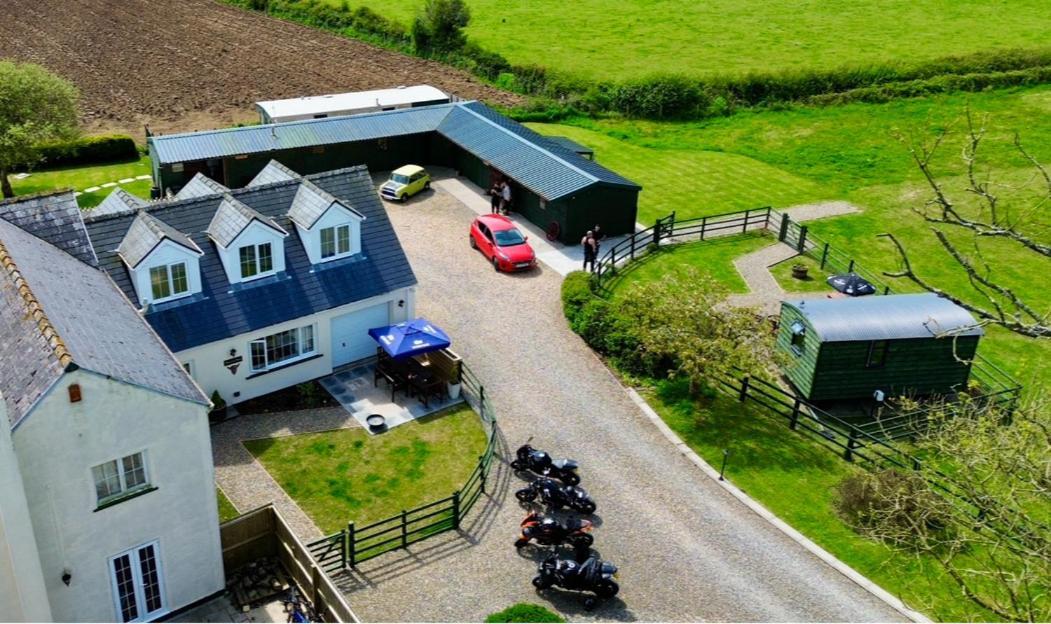 The Cow Shed Apartment Narberth Exterior photo